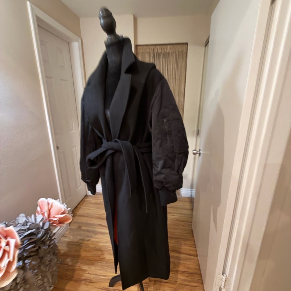 Zara Black Trench Coat for Women - Picture 4 of 9